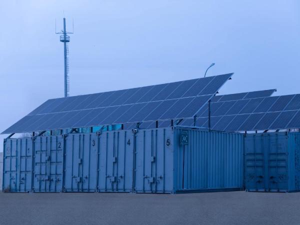 &ldquo;Ханбогд Кашимер&rdquo; ХХК сэргээгдэх эрчим хүчний цахилгаан үүсгүүрийг ашиглаж, салбартаа анхдагч боллоо