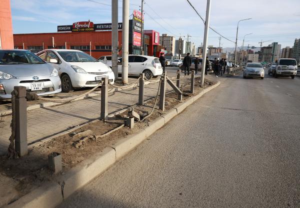 Гудамж, талбайд үүссэн хашаа, хайс, барилга байгууламжтай холбоотой зөрчлийг арилгуулна