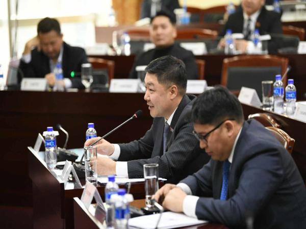 Дэд төвүүдийг хөгжүүлж, төвлөрлийг сааруулснаар агаарын бохирдол, түгжрэлийг бууруулна гэж тооцож байна