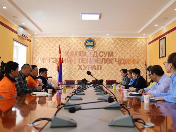 Үлэг гүрвэлийн мөрт &ldquo;Шар цав&rdquo; хэмээх газрыг ЮНЕСКО-д бүртгүүлэхээр талууд ажиллаж байна