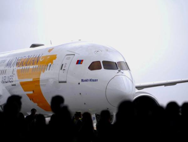 АНУ-руу шууд нислэг үйлдэх хоёр дахь БОИНГ 787-9 Dreamliner агаарын хөлгөө хүлээн авлаа