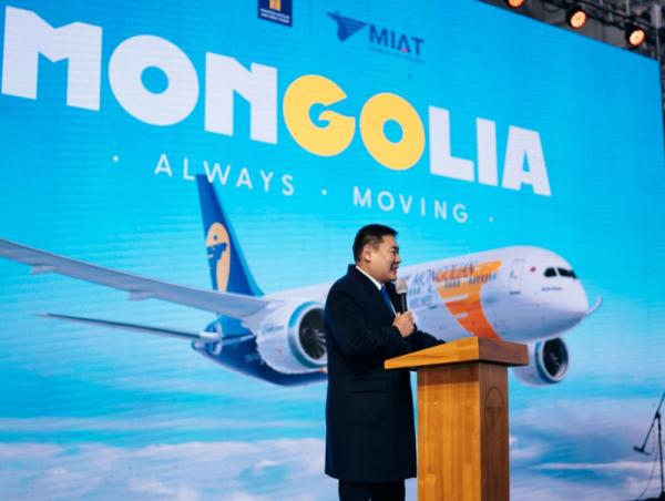МИАТ компани алсын зайд шууд нислэг үйлдэх Боинг 787-9 агаарын хөлгөө хүлээн авлаа
