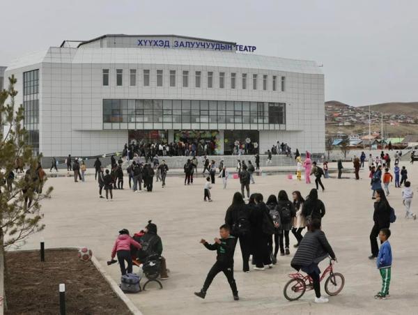 Хүүхэд, залуучуудын театр албан ёсоор нээгдлээ