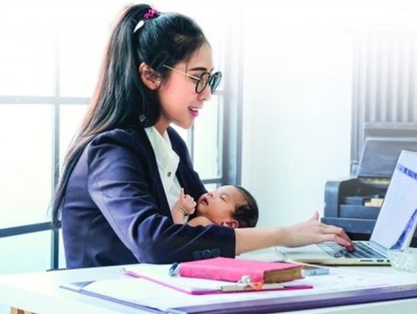 Хүүхдээ асрах чөлөөтэй байх хугацааг тасралтгүй ажилласан жилд хамруулан тооцохоор боллоо