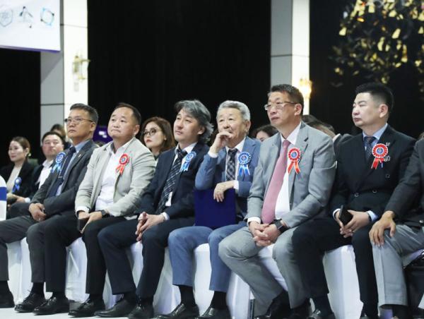 Монголын залуу эрдэмтэн судлаачдын оюуны үнэлэмжийг нэмэгдүүлсээр байна