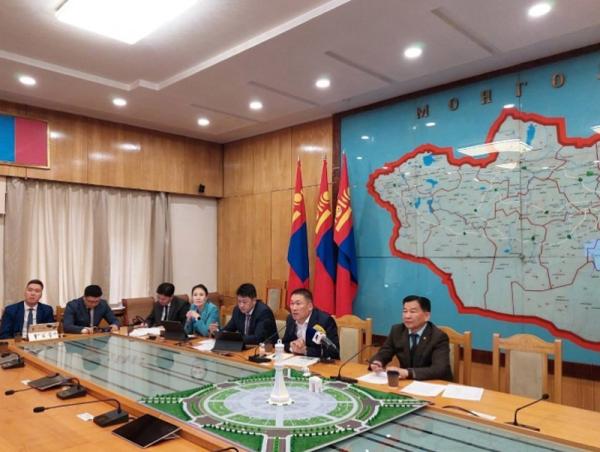 &ldquo;Шинэ Хархорум&rdquo; хотын инженер геологийн судалгаа, байр зүйн зураглал хийж байна