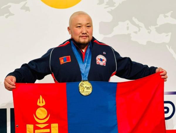 Ц.Отгондалай дэлхийн хошой аварга боллоо