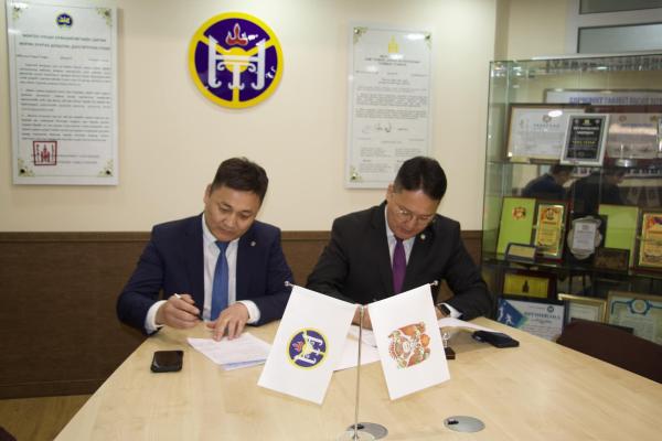 &ldquo;Зорчигч тээвэр 5&rdquo; ОНӨААТҮГ-тай хамтран ажиллах гэрээ байгууллаа