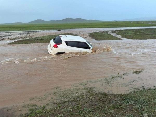 Баталгаат зам, гүүрээр зорчихыг анхааруулж байна