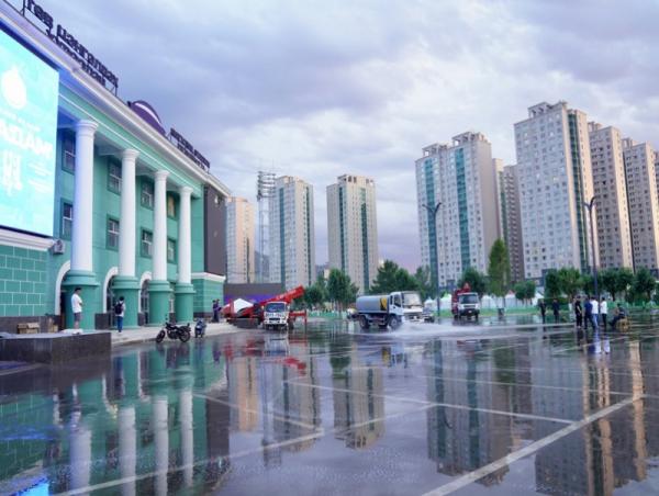 Төв цэнгэлдэхийн баяр наадмын бэлтгэл тохижилтын ажил бүрэн хангагдаж байна