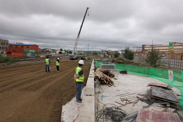 Таван шарын төмөр замын доогуурх нүхэн гарцын барилга угсралтын ажлын явц 85 хувьтай үргэлжилж байна