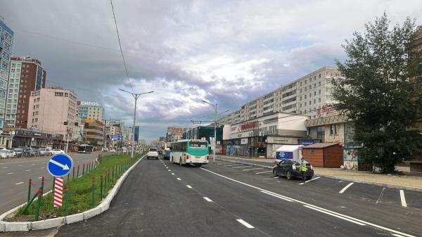 Ахуйн үйлчилгээний уулзвараас "Өргөө" кино театр хүртэлх замыг шинэчилж, хөдөлгөөнийг нээв