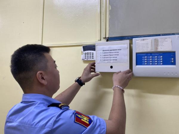 Боловсролын байгууллагад галын аюулгүй байдлыг хангуулах хяналт шалгалт хийж байна