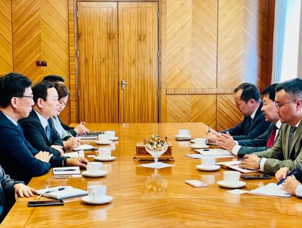 Шинэ Хархорум хот чиглэлийн төмөр замын ТЭЗҮ-г 2025 оны зургаадугаар сард дуусгахыг санал болгов