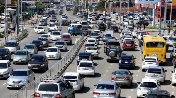 Автомашины улсын дугаарын тэгш, сондгой хязгаарлалт хийх эсэх талаар санал авч эхэллээ