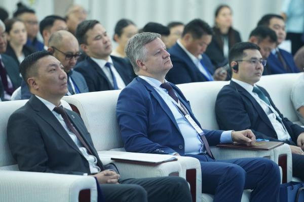 Монгол, Оросын бизнес эрхлэгчдийн форумд ОХУ-аас 40 гаруй ААН-ийн 100-гаад төлөөлөл оролцож байна