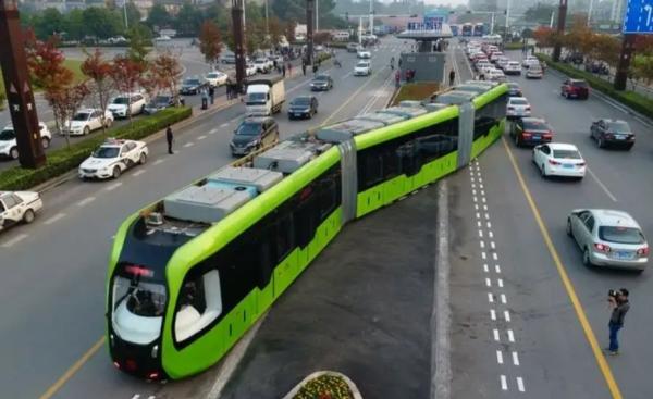 Дэлхийн анхны төмөр замгүй галт тэрэг албан ёсоор ажиллаж эхэллээ