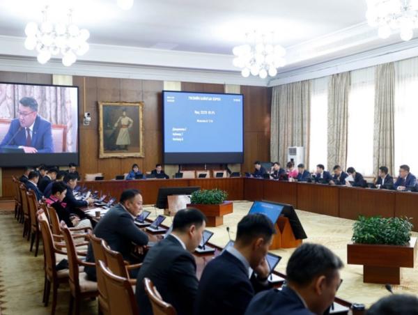 ТБХ: Монгол Улсын 2025 оны төсвийн тухай хуулийн төсөлтэй хамт өргөн мэдүүлсэн хууль, тогтоолын төслүүдийг хэлэлцэхийг дэмжлээ