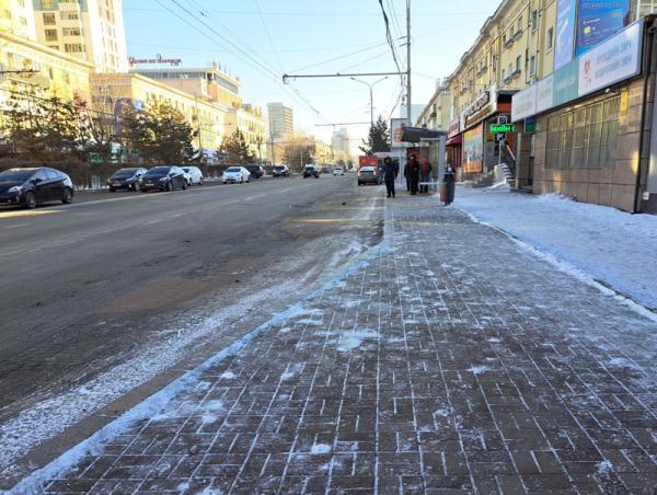 СБД: Өнөөдөр хог хаягдлын цэвэрлэгээ үйлчилгээ, тээвэр хариуцсан байгууллагууд 624000мкв талбайн цасыг цэвэрлээд байна