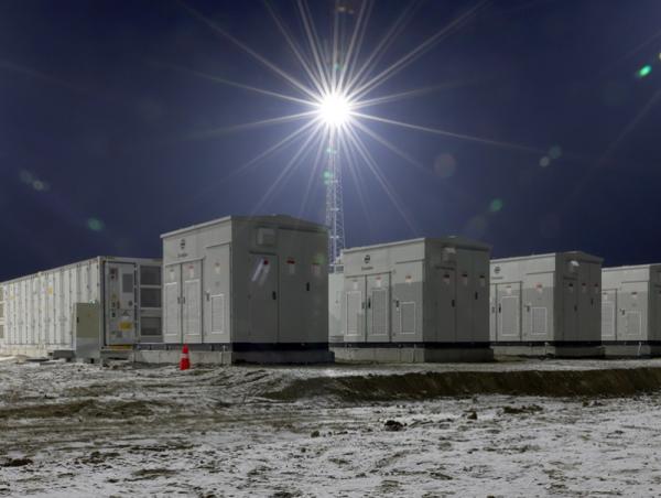 Багануурын 50МВт хүчин чадалтай батарей хуримтлуурын станц төвийн системд эрчим хүч нийлүүлж эхэллээ