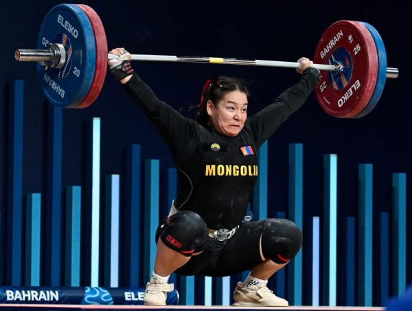 М.Анхцэцэг ДАШТ-ээс мөнгөн медаль хүртлээ