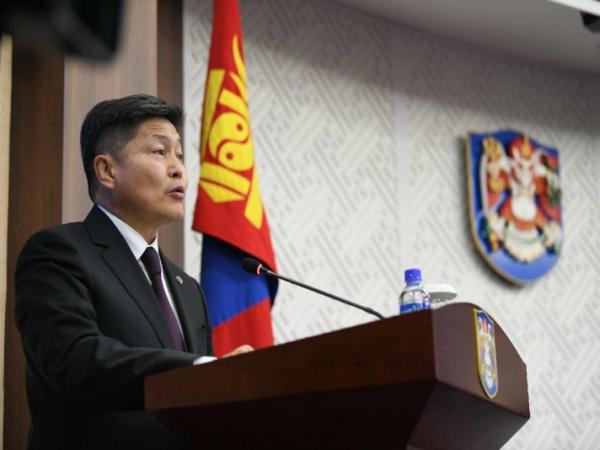 Шинэ он солигдох мөчид эрчим хүч хязгаарлахгүй байхад анхаарч байна