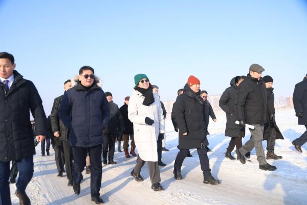 Монгол Улсын Ерөнхийлөгч У.Хүрэлсүх Хавдар судлалын үндэсний хоёрдугаар төв барих газарт ажиллалаа