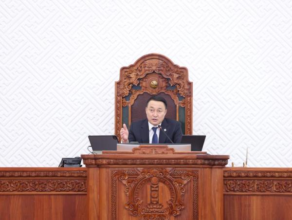 УИХ-ын тогтоолын төслүүдийг баталж, Хархорум хотын бүтээн байгуулалт, хөгжлийг дэмжих тухай хуулийн төслүүдийг эцсийн хэлэлцүүлэгт шилжүүлэв
