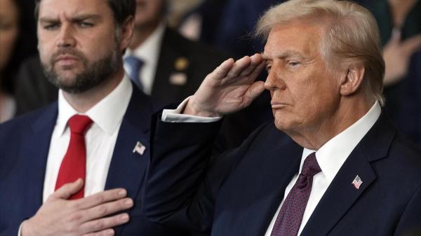 Д.Трампын амласан “Шинэ алтан үе” ямар байх вэ