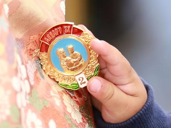 Эхийн алдар одон шинээр авах эхчүүдийн материалыг авч эхэллээ