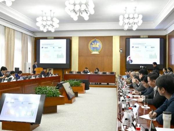 “Утааны асуудал: Эрх зүйн орчин, бодлого, шийдвэрийн хэрэгжилт, санхүүжилт, зарцуулалт, хариуцлага” сэдэвт хэлэлцүүлэг эхэллээ