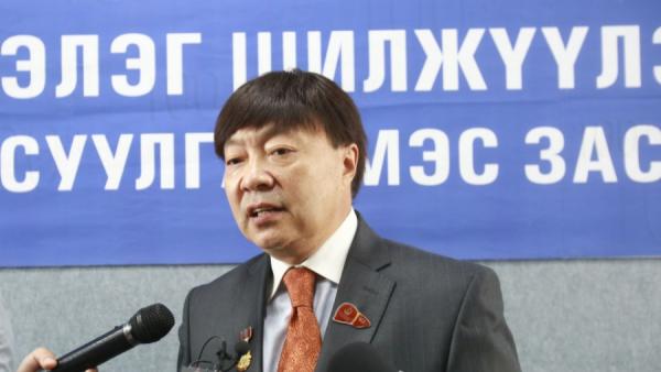 ​П.Батчулуун эмчийн гомдлыг маргааш хэлэлцэнэ