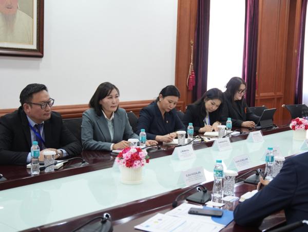 Жендэрт суурилсан хүчирхийлэлтэй тэмцэх төсөлд хамтран ажиллана