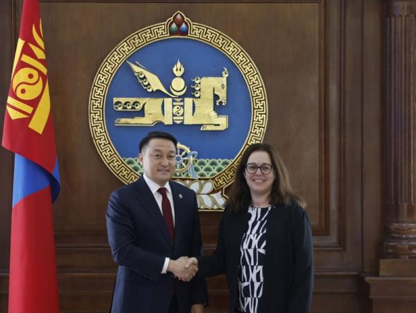 УИХ: БНФУ-аас Монгол Улсад суугаа Онц бөгөөд Бүрэн эрхт Элчин сайд Коринн Пэрера Да Силваг хүлээн авч уулзлаа