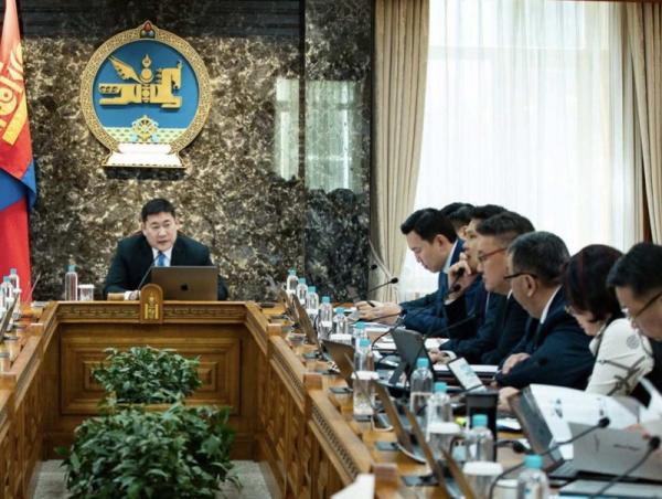 Хүүхдийн төлөө Үндэсний зөвлөлийн хуралдаанаас гарсан саналд үндэслэн Засгийн газар шийдвэр гаргалаа