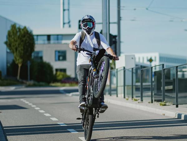 Улсын дугаар, гэрчилгээтэй суррон, мопедыг хөдөлгөөнд оролцуулна