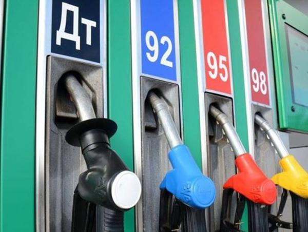 Улс төрийн тогтворгүй үеийг ашиглан автобензиний үнийг зөвшилцөхгүйгээр нэмэгдүүлжээ
