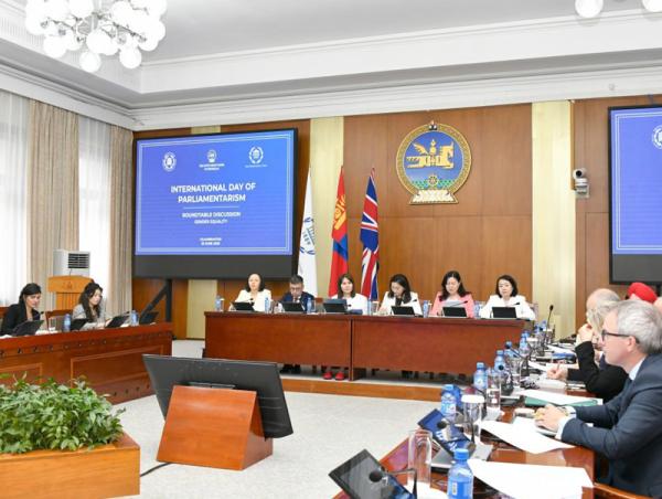 "Жендэрийн тэгш байдал” сэдвээр гурван талт хэлэлцүүлгийг зохион байгууллаа