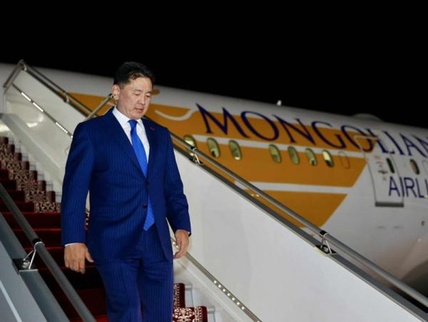 Монгол Улсын Ерөнхийлөгчийн Бүгд Найрамдах Тажикистан Улсад хийх төрийн айлчлал эхэллээ