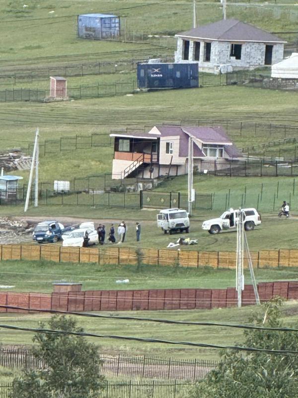 Зуслангийн байшин тоносон этгээдүүдийг баривчиллаа