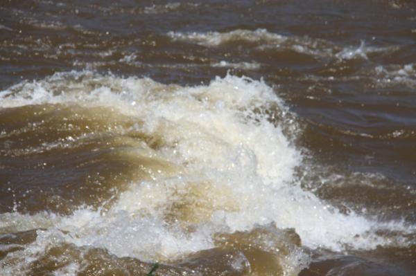 Үер, усны аюулаас сэрэмжлүүлж байна!