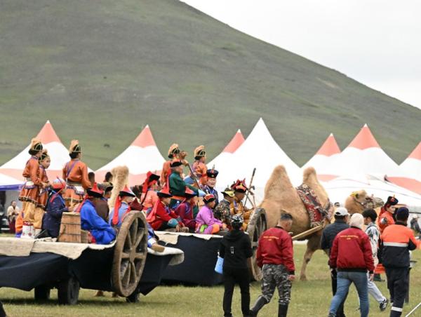 “Нүүдэлчин” дэлхийн соёлын фестиваль эхэллээ