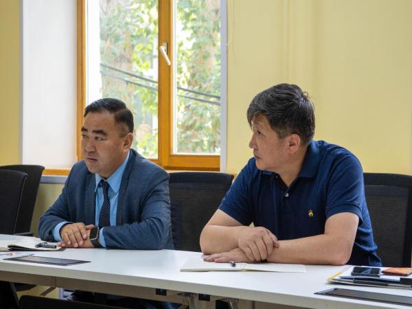 Киргизийн аж ахуйн нэгжүүд Монгол Улсаас мах импортлох хүсэлтээ илэрхийллээ