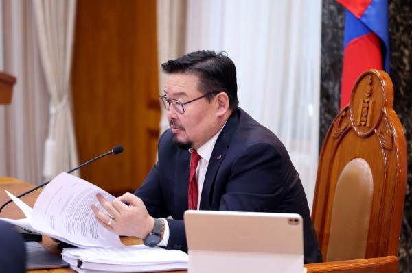 Төгрөг нуурын бүлэг ордыг төрд буцаан авлаа