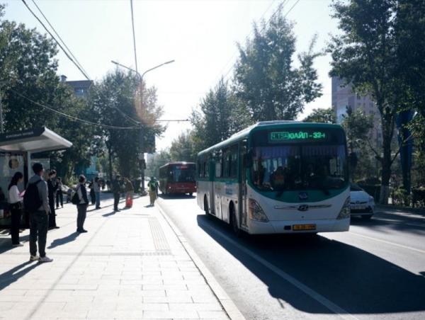 Нийтийн тээврийн нэгдүгээр эгнээг чөлөөлснөөр автобус хүлээх хугацаа багасаж, хурд 4.5 км/цагаар нэмэгджээ