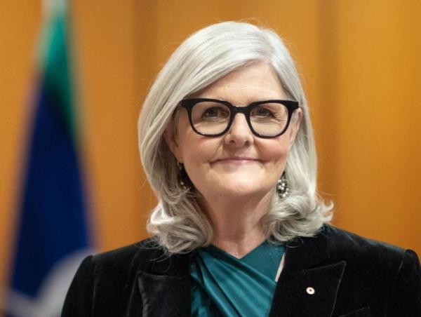 Австралийн Холбооны Улсын Амбан захирагч төрийн айлчлал хийнэ