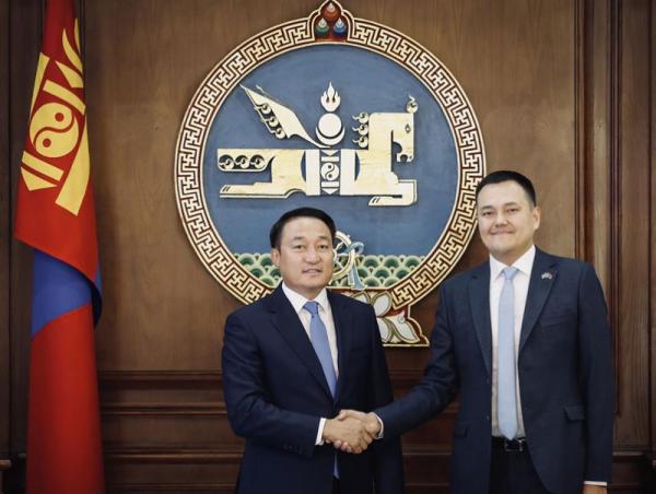 УИХ-ын дарга Д.Амарбаясгалан БНКУ-аас Монгол Улсад суугаа Элчин сайд Алмас Сейтакыновыг хүлээн авч уулзлаа