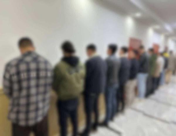 Pokerrr 2 аппликэйшнд “Нүүдэлчин“, “Lexus600”, “Phoenix” нэртэй өрөөнүүд үүсгэж, мөрийтэй тоглоом зохион байгуулж, иргэдээс 1 тэрбум гаруй төгрөг залилжээ