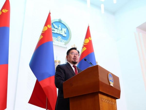 Засгийн газрын гишүүдтэй хариуцлагын гэрээ байгууллаа