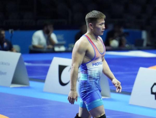 Э.Төгсжаргал дагах барилдаанд Бельгийн Ибрахим Велиевийг яллаа